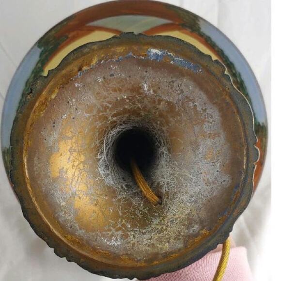 Rare Vintage Reverse Painted Egyptian Style Landscape on Glass Table Lamp. - Picture 7 of 11